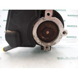 Peugeot - 206 - Power steering pump