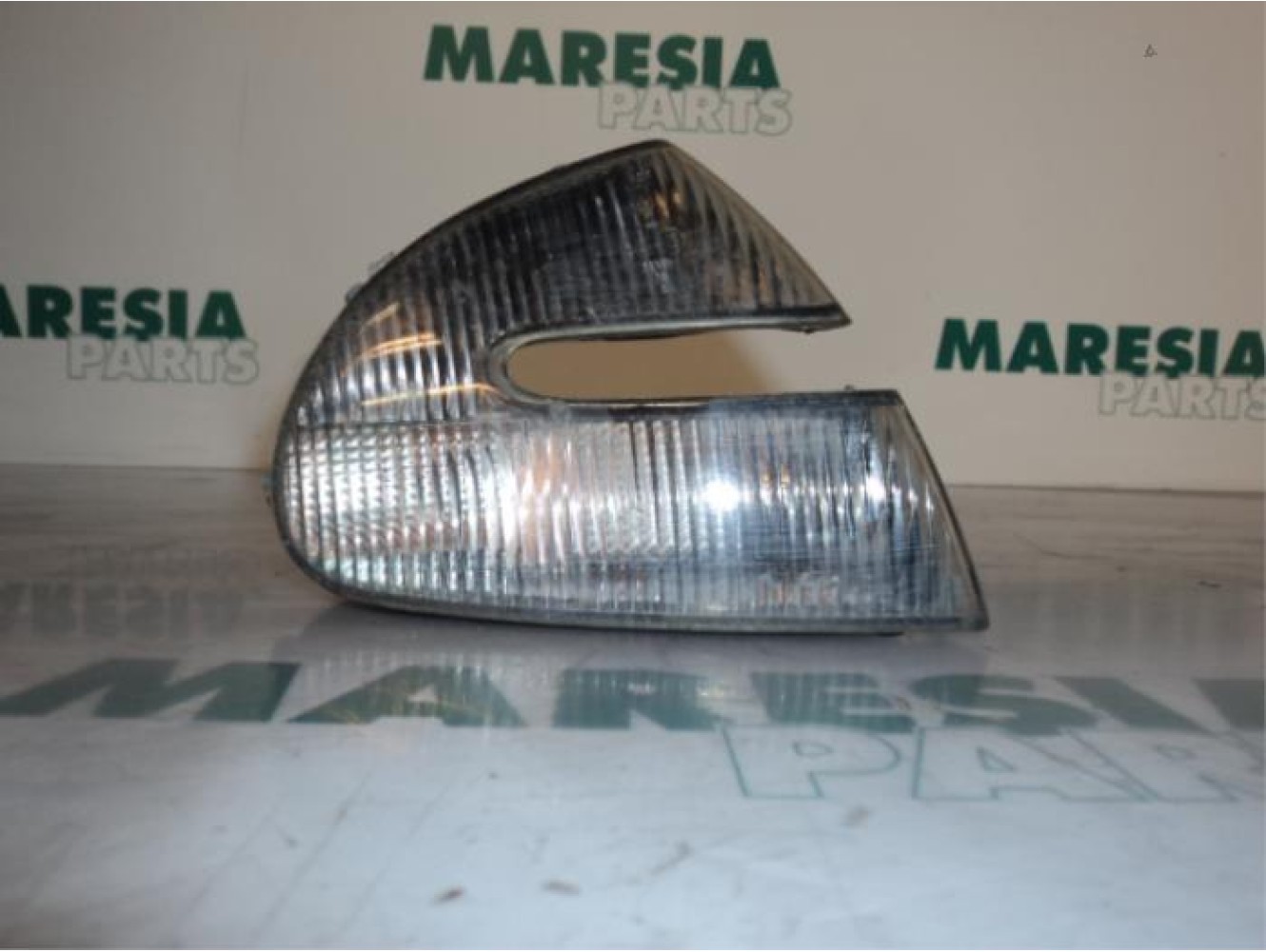 Alfa Romeo - 147 - Indicator, left
