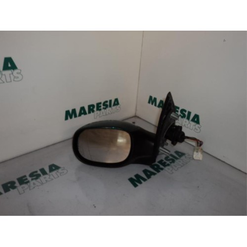 Peugeot - 206 - Wing mirror, left