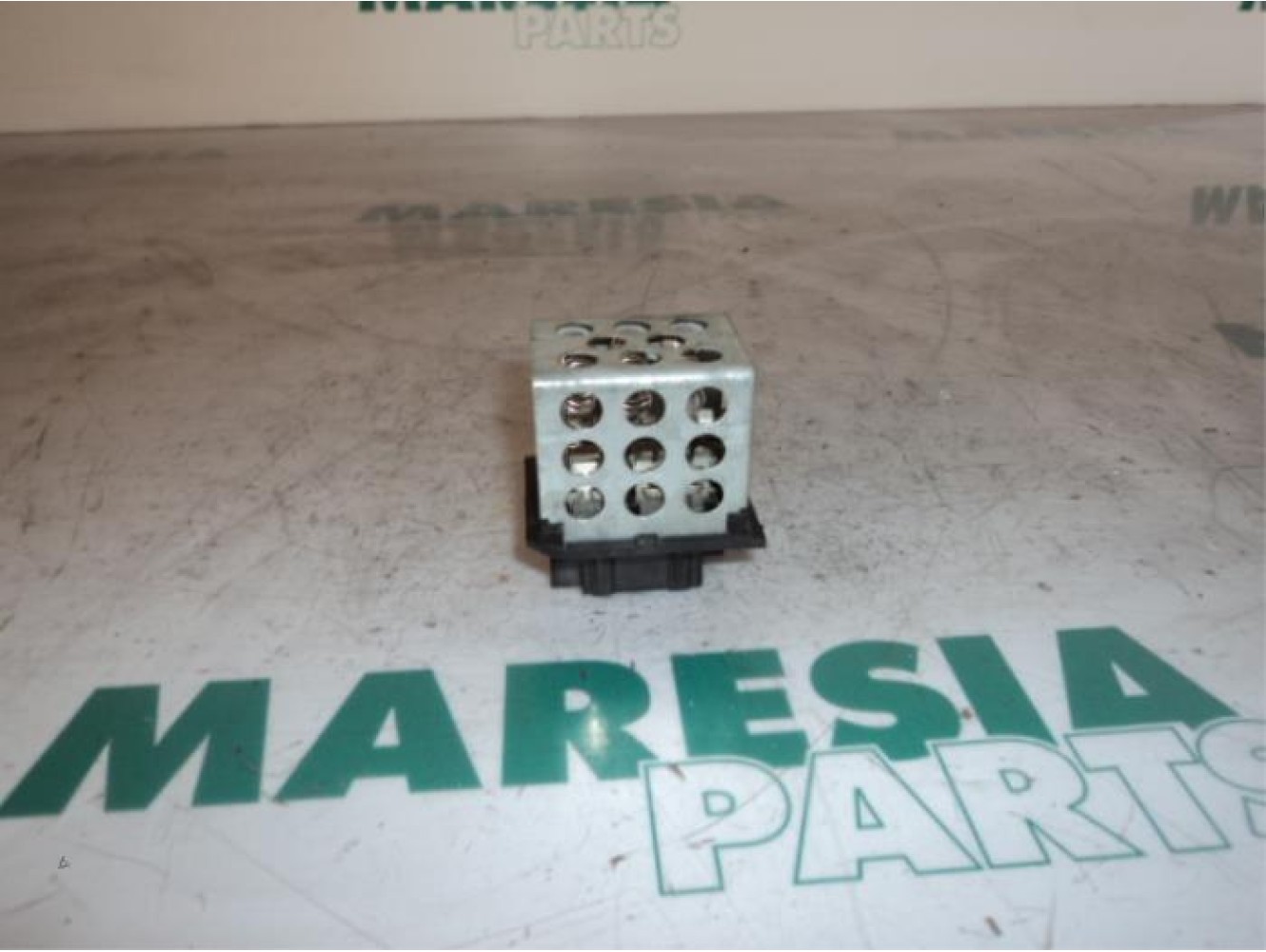 Peugeot - 206 - Heater resistor