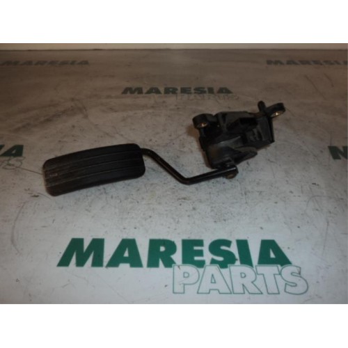 Renault - Megane Scenic - Throttle pedal position sensor