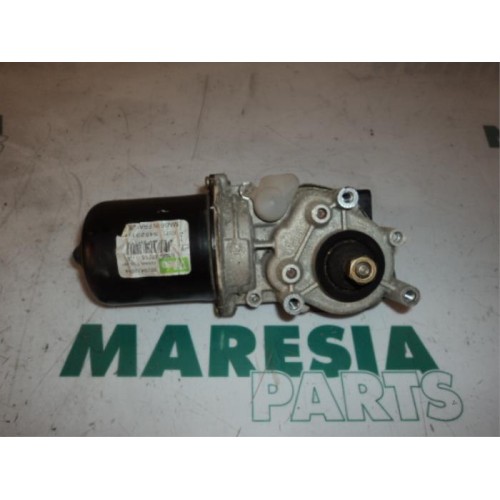 Renault - Megane Scenic - Front wiper motor