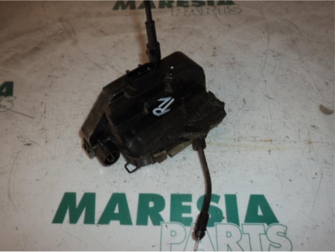 Renault - Megane Scenic - Front door lock mechanism 4-door, right