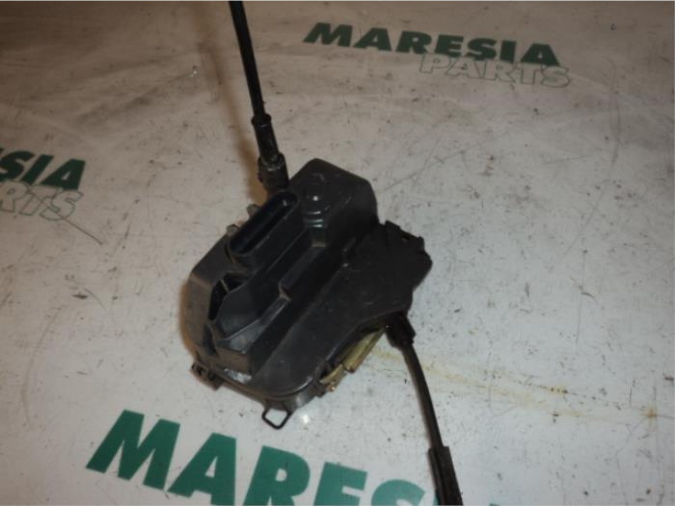 Renault - Megane Scenic - Rear door mechanism 4-door, right