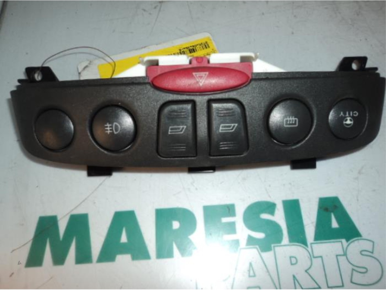 Fiat - Punto - Multi-functional window switch