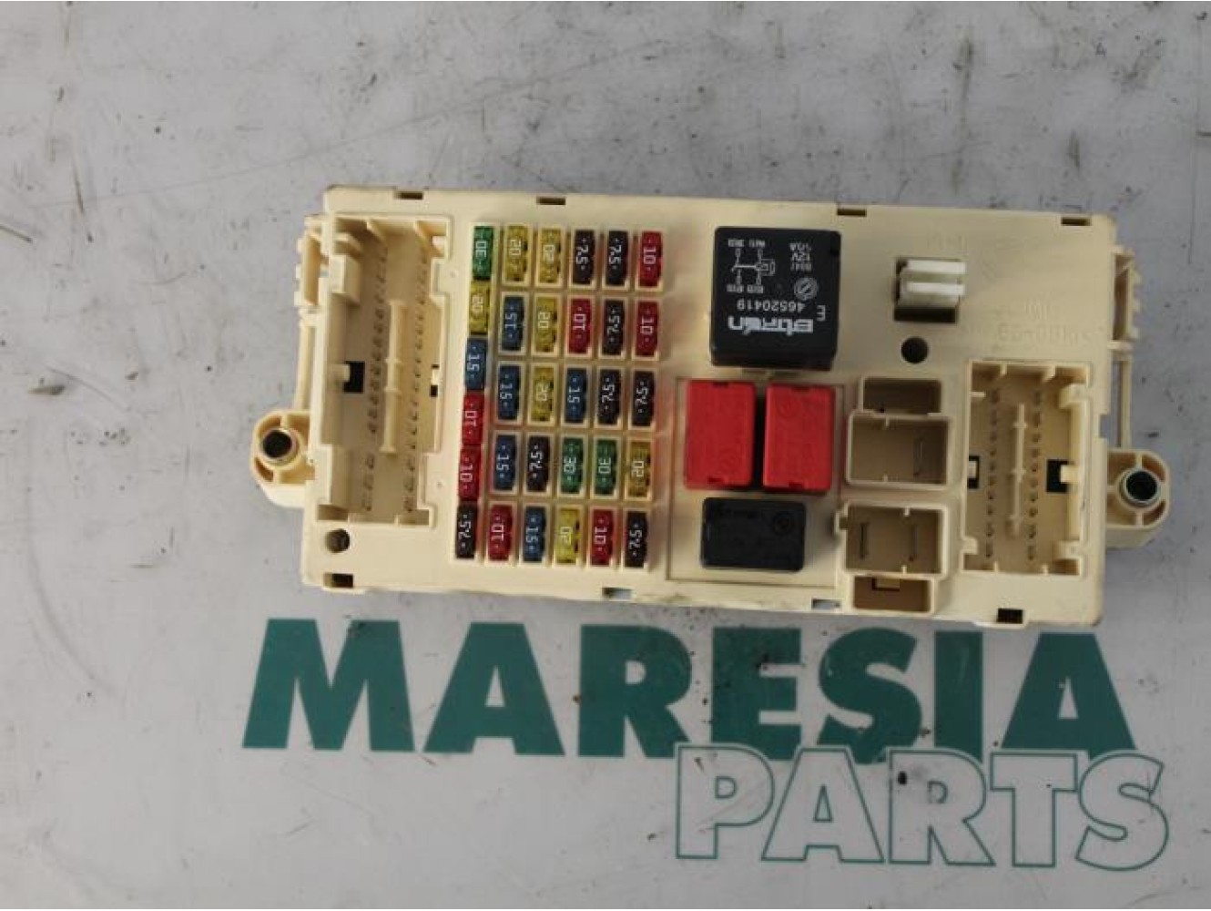 Alfa Romeo - 147 - Fuse box