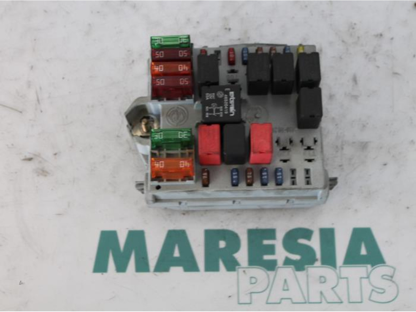 Alfa Romeo - 147 - Fuse box