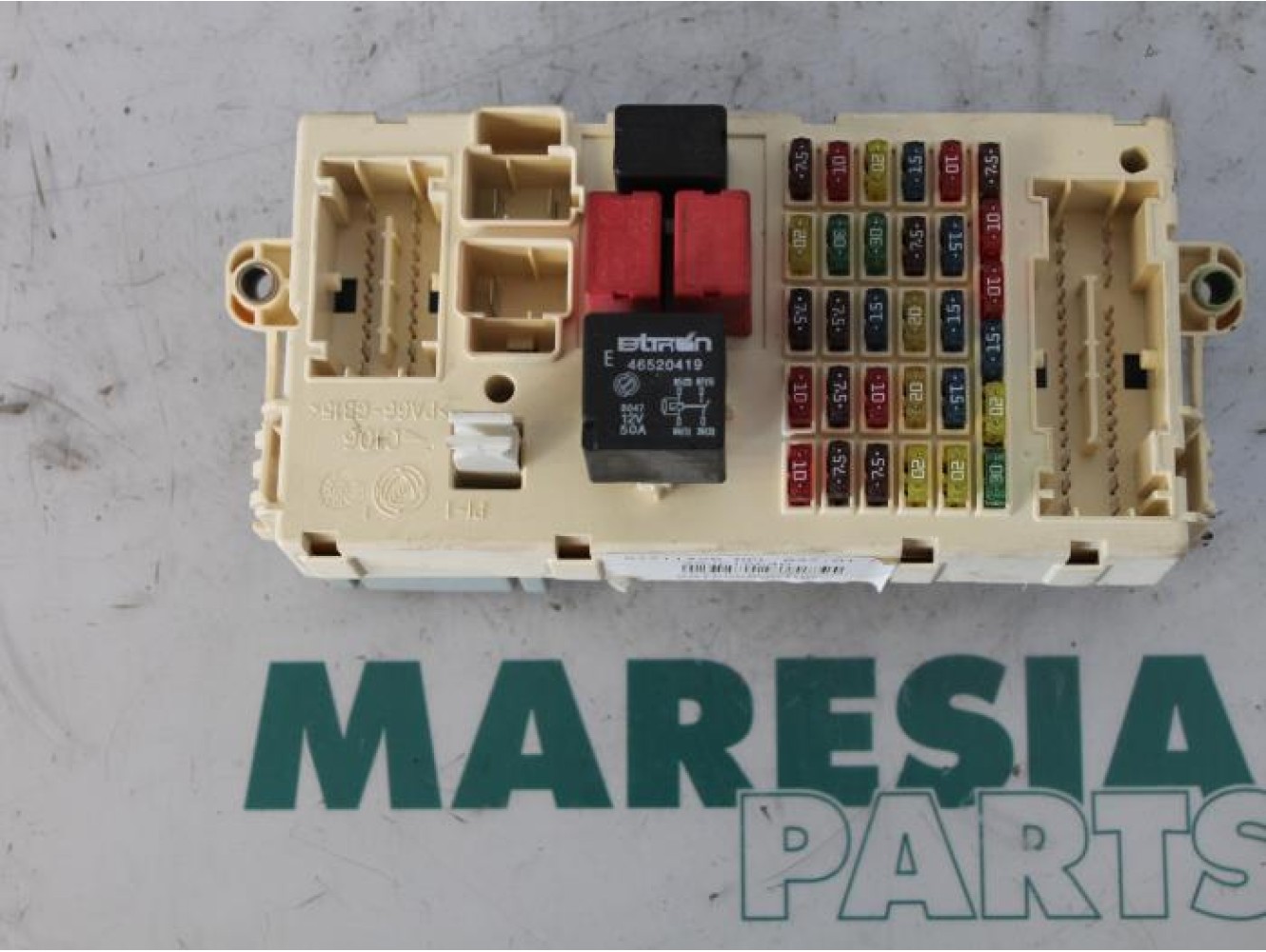 Alfa Romeo - 147 - Fuse box
