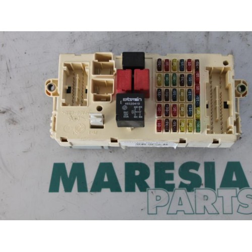 Alfa Romeo - 147 - Fuse box