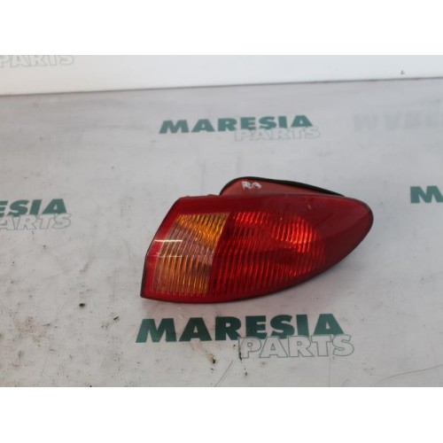 Alfa Romeo - 147 - Taillight, right