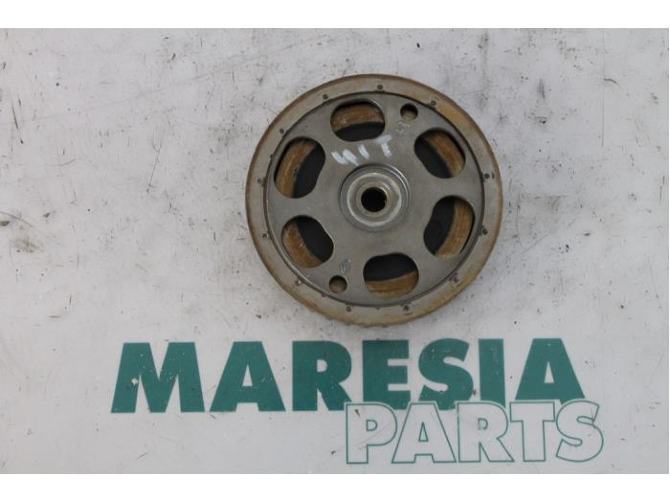 Renault - Megane - Camshaft sprocket