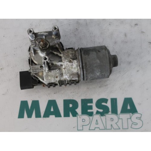 Alfa Romeo - 147 - Front wiper motor