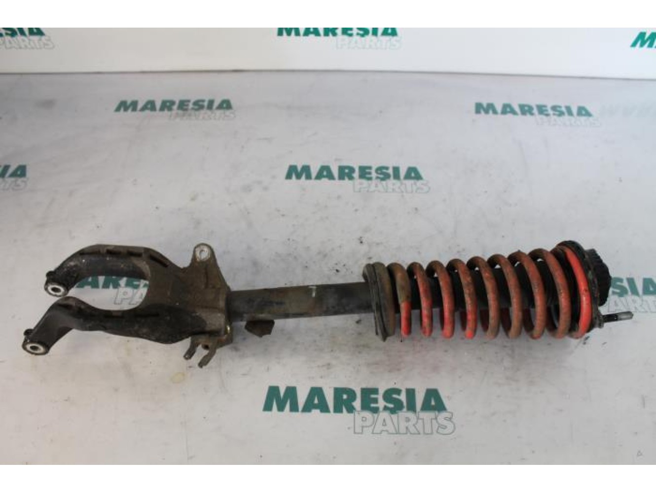 Alfa Romeo - 147 - Schokdemperpoot links-voor