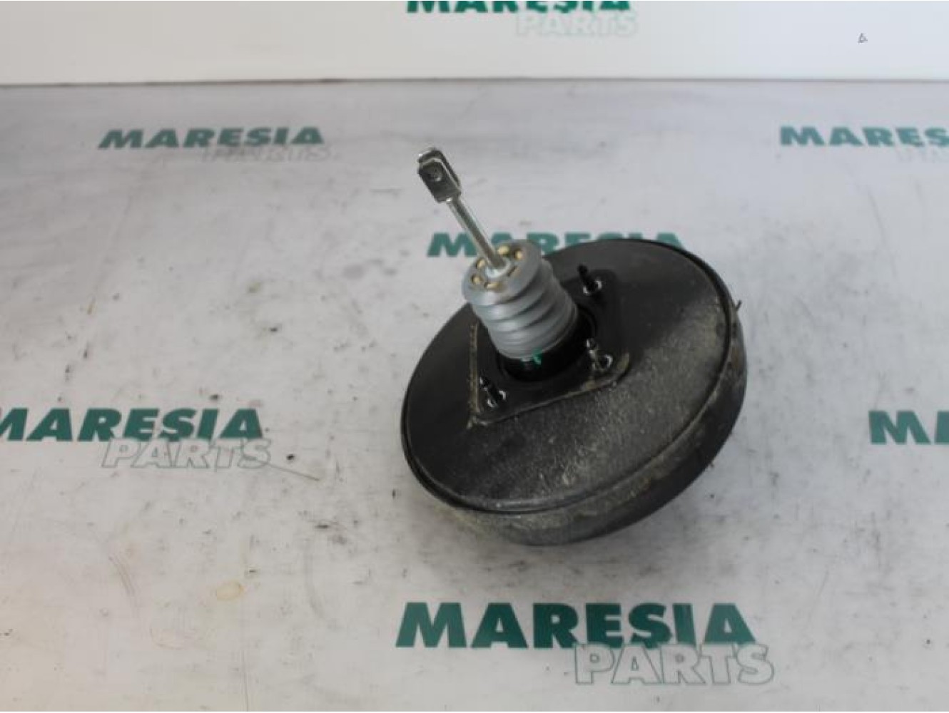 Renault - Twingo - Brake servo