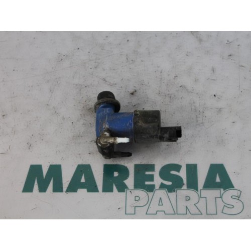 Renault - Twingo - Windscreen washer pump