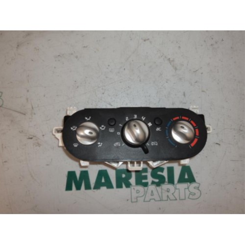 Renault - Twingo - Heater control panel