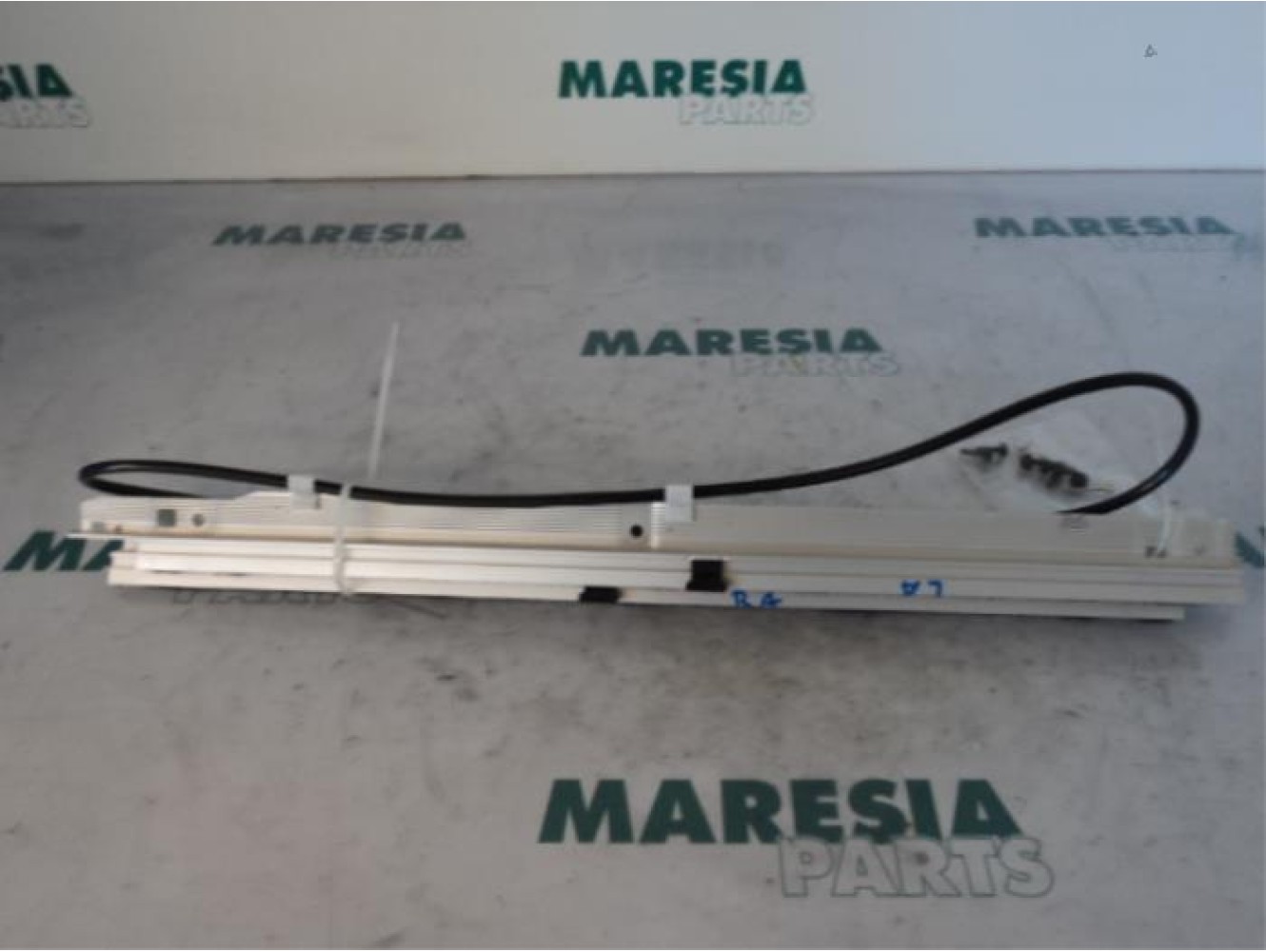 Renault - Megane Scenic - Sliding roof