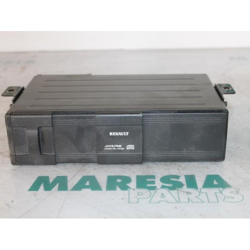Renault - Laguna - CD changer