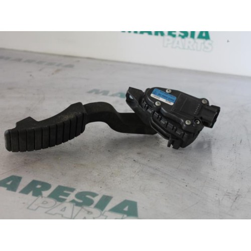 Renault - Laguna - Gaspedalposition Sensor