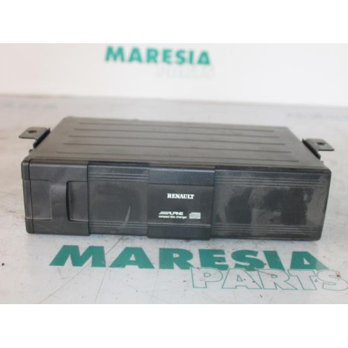 Renault - Laguna - CD changer