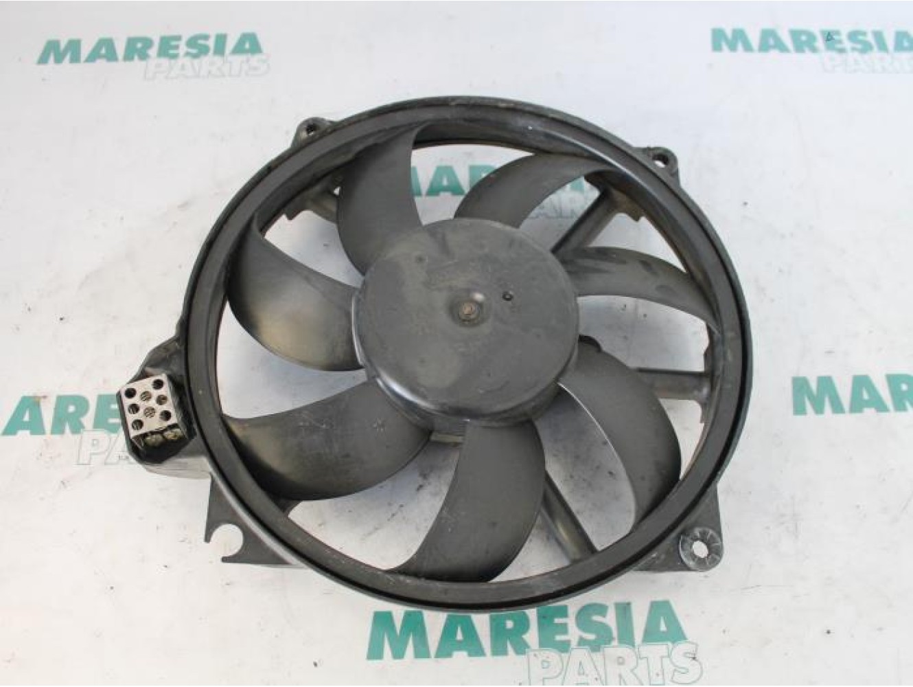Renault - Megane - Fan motor