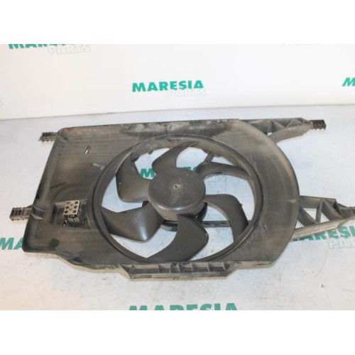 Renault - Laguna - Fan motor