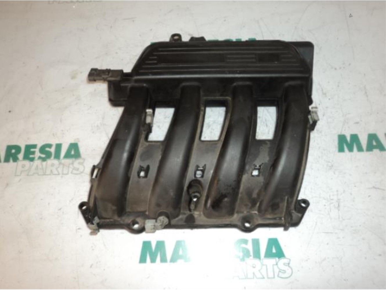 Renault - Megane Scenic - Intake manifold