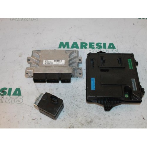 Renault - Megane - Engine management computer