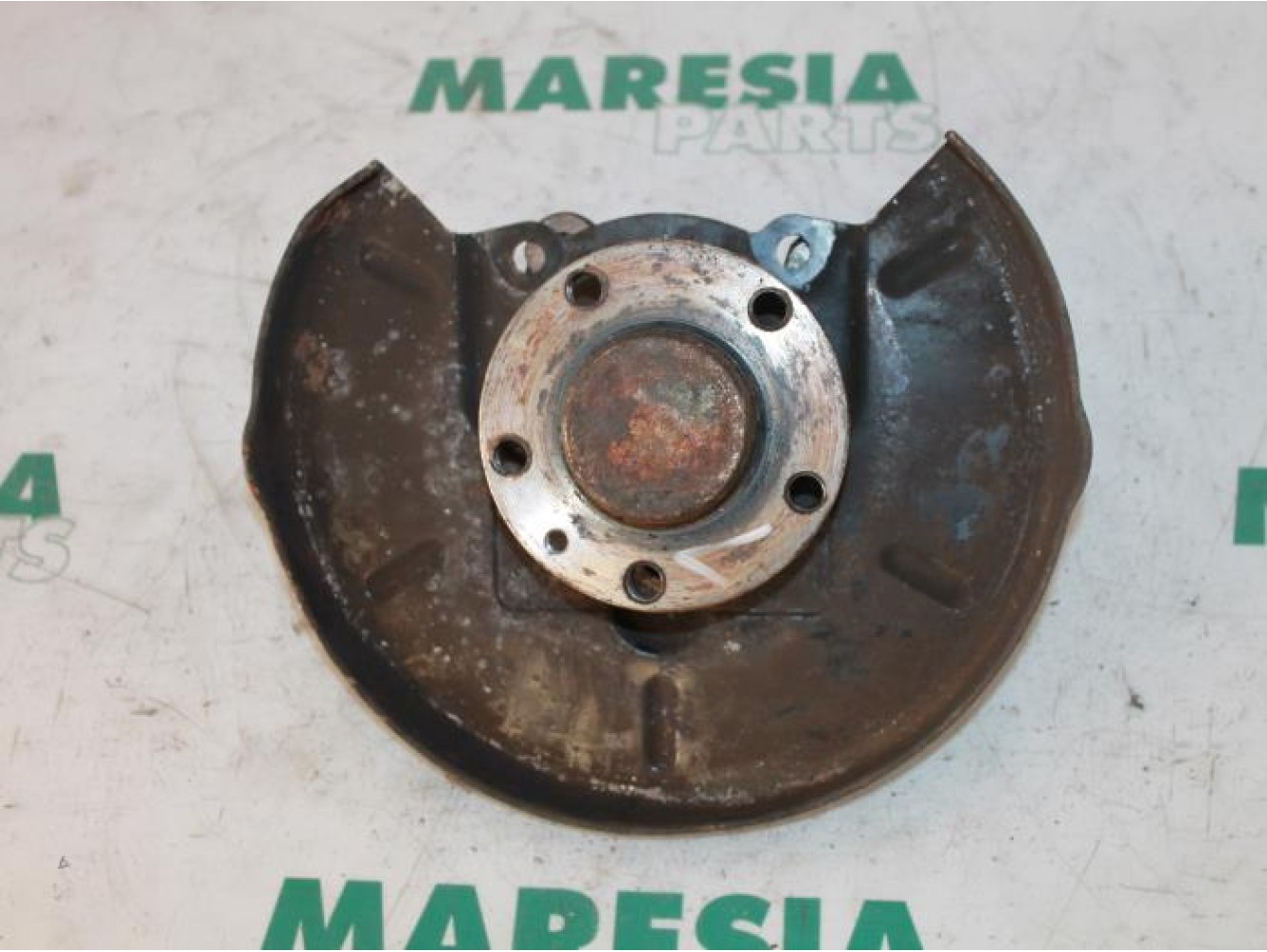 Alfa Romeo - 147 - Fusee links-achter