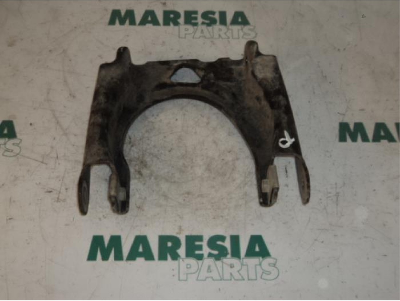 Peugeot - 407 - Front upper wishbone, right