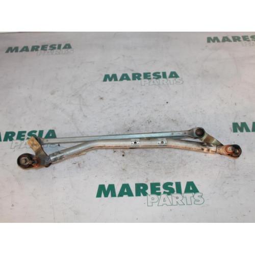 Citroen - C2 - Wiper mechanism