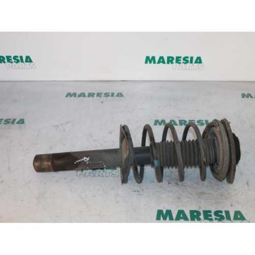 Peugeot - 206 - Front shock absorber rod, right