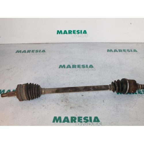 Renault - Megane Scenic - Drive shaft, rear left