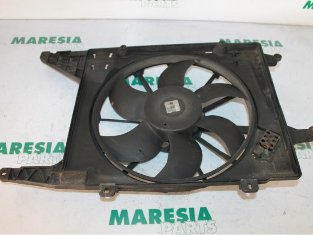 Renault - Megane Scenic - Kühlgebläse Motor
