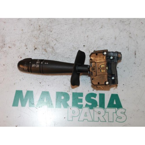 Renault - Megane Scenic - Indicator switch