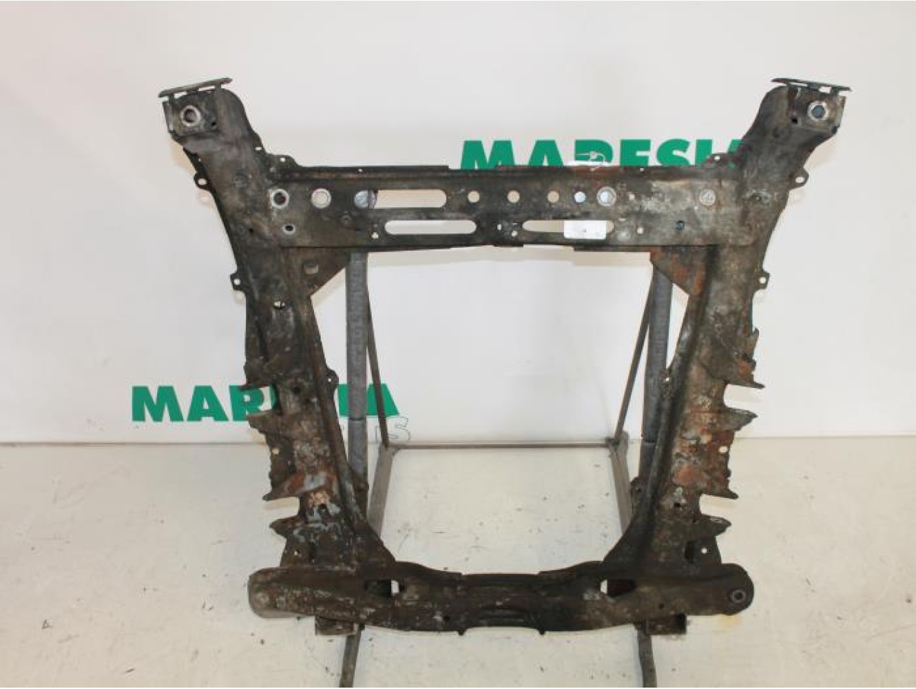 Renault - Megane Scenic - Subframe