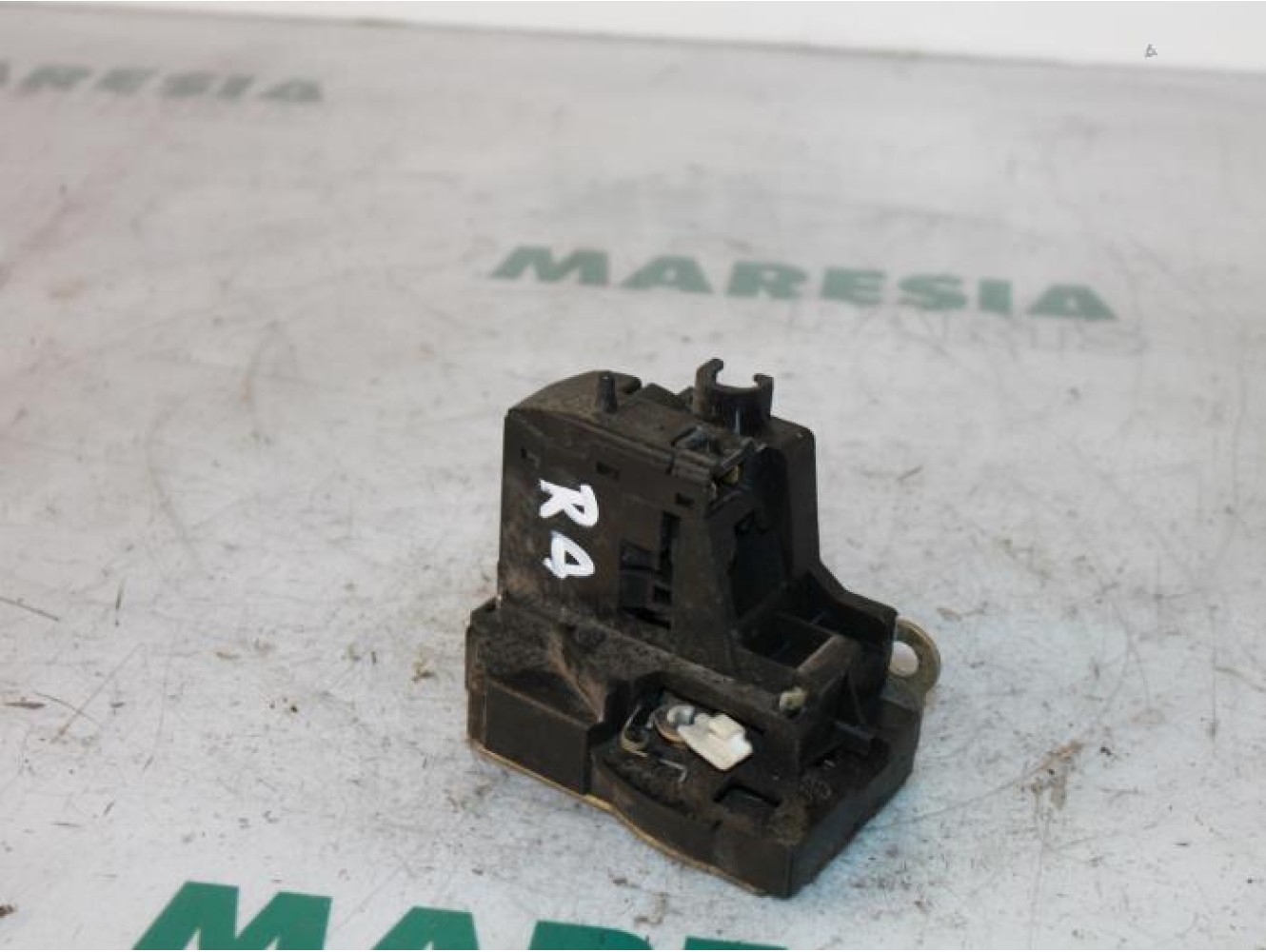 Renault - Megane Scenic - Rear door mechanism 4-door, right