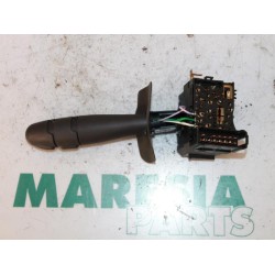 Renault - Clio - Indicator switch