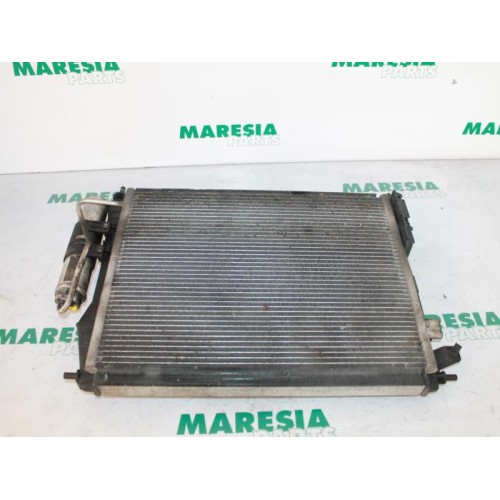 Renault - Clio - Radiator
