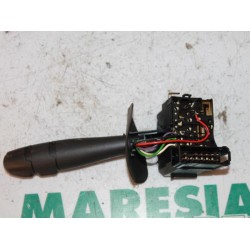 Renault - Clio - Indicator switch