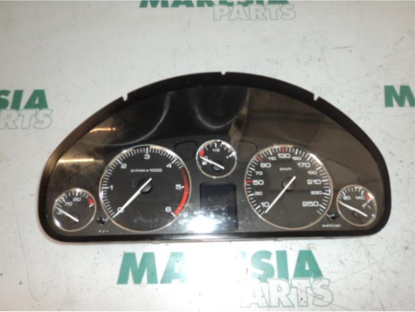 Peugeot - 407 - Instrumentenbrett