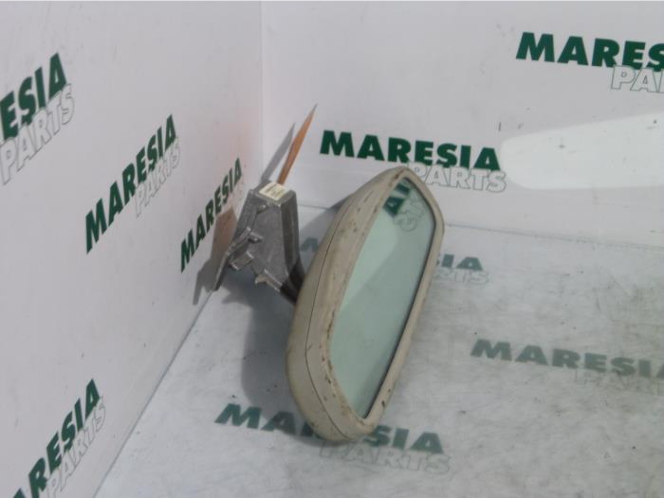 Renault - Laguna - Rear view mirror