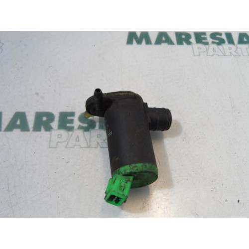 Peugeot - 206 - Scheibensprüherpumpe vorne