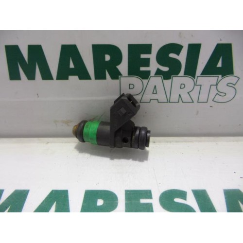 Renault - Megane Scenic - Injector (petrol injection)