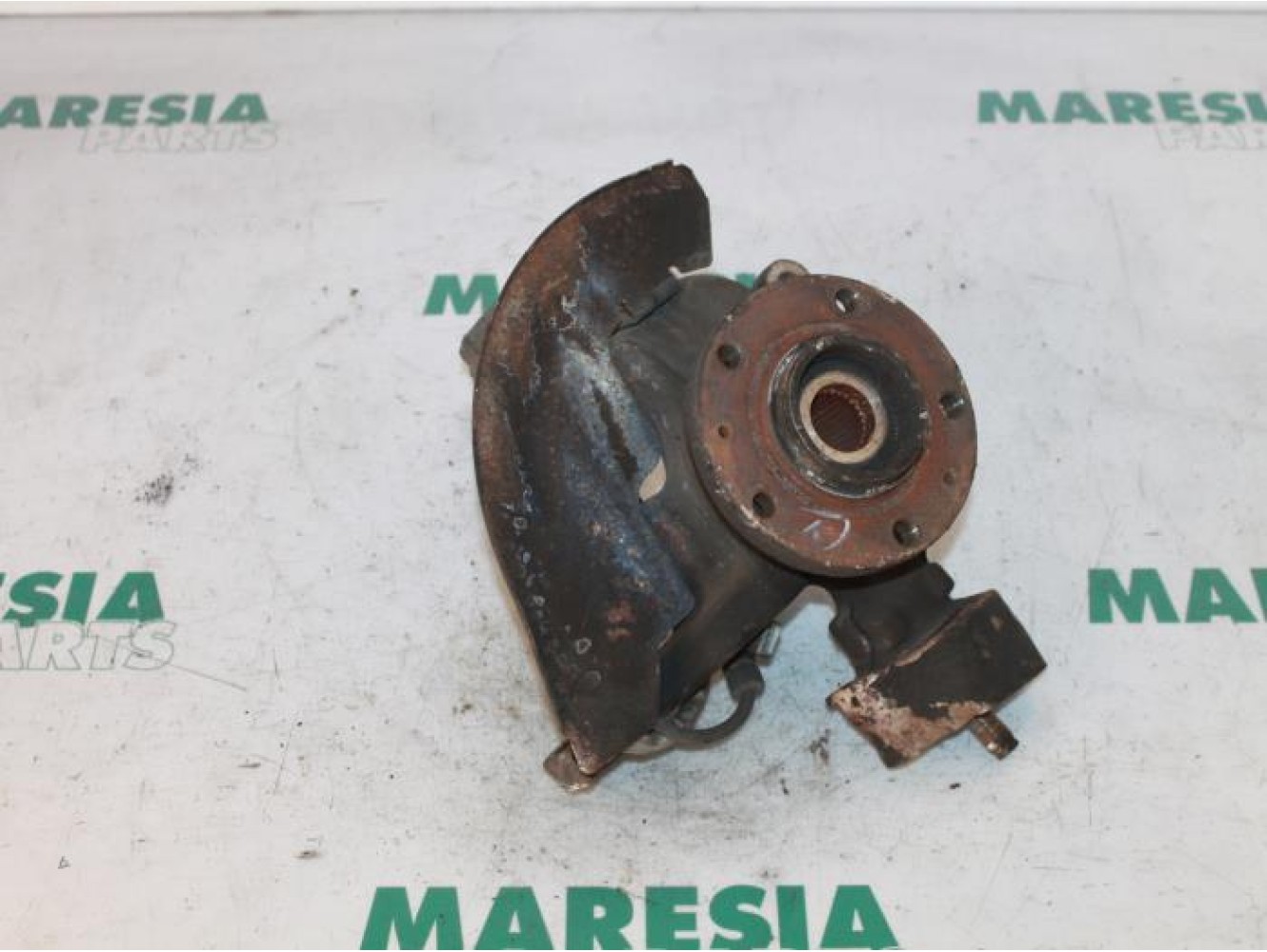 Peugeot - 607 - Knuckle, front right