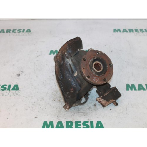 Peugeot - 607 - Knuckle, front right