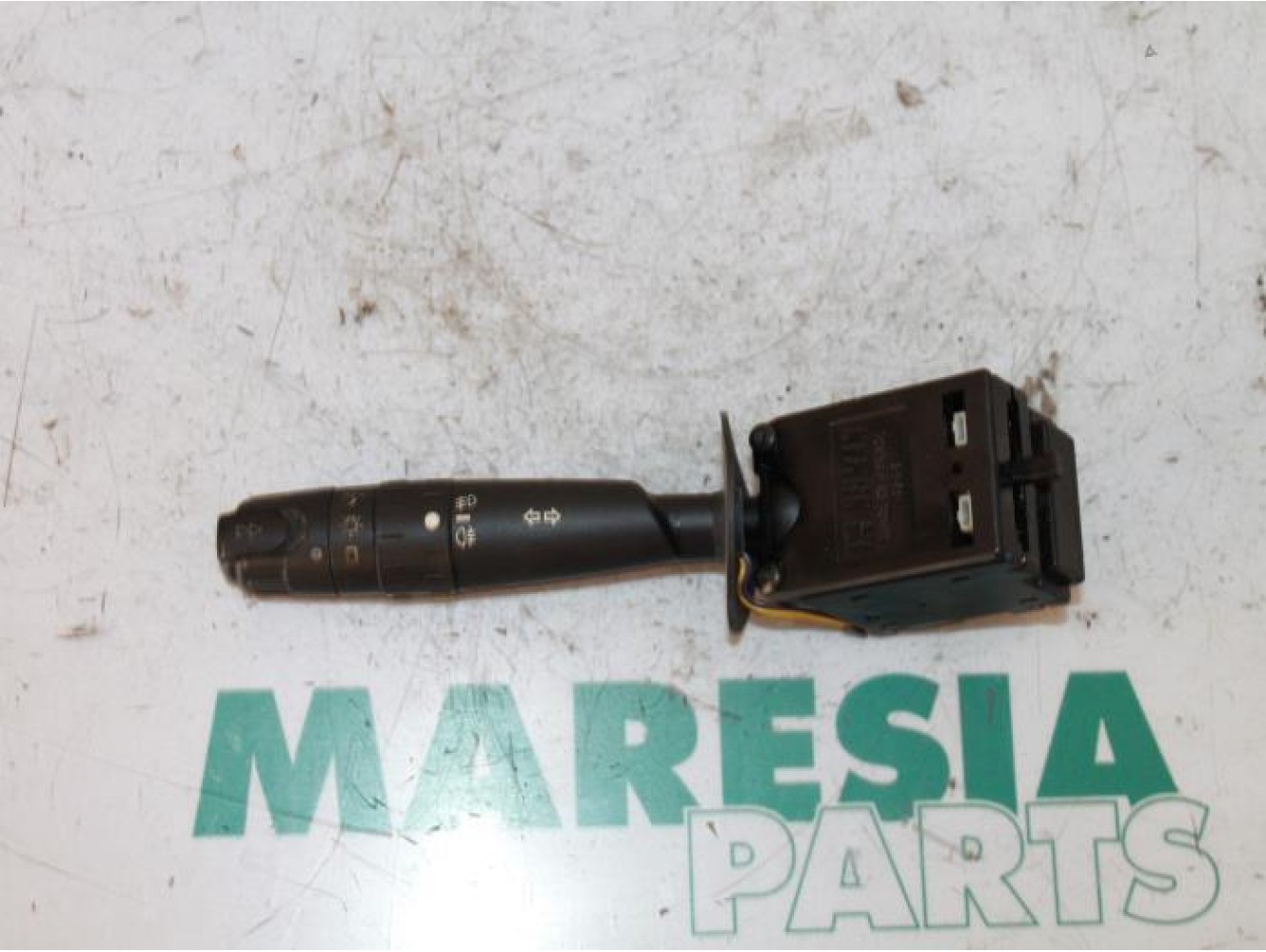 Peugeot - 607 - Indicator switch