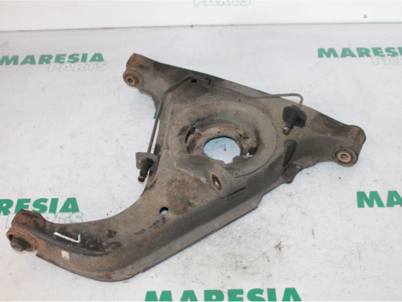 Peugeot - 607 - Draagarm links-achter