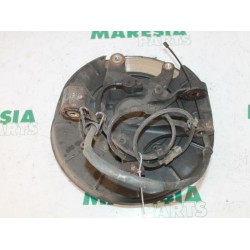 Peugeot - 607 - Achsschenkel links hinten