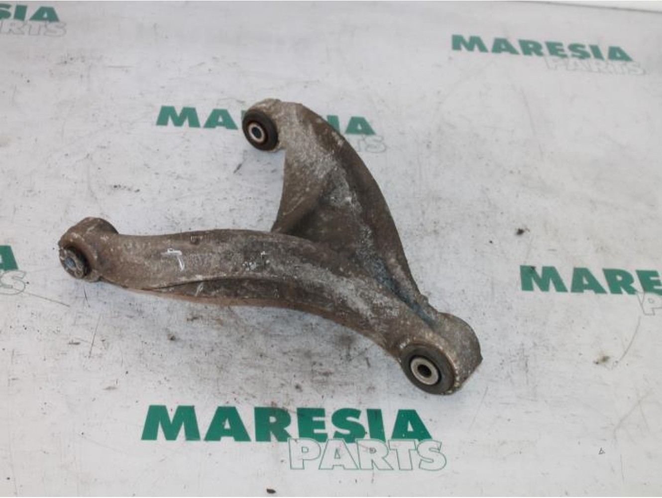 Peugeot - 407 - Querlenker links hinten